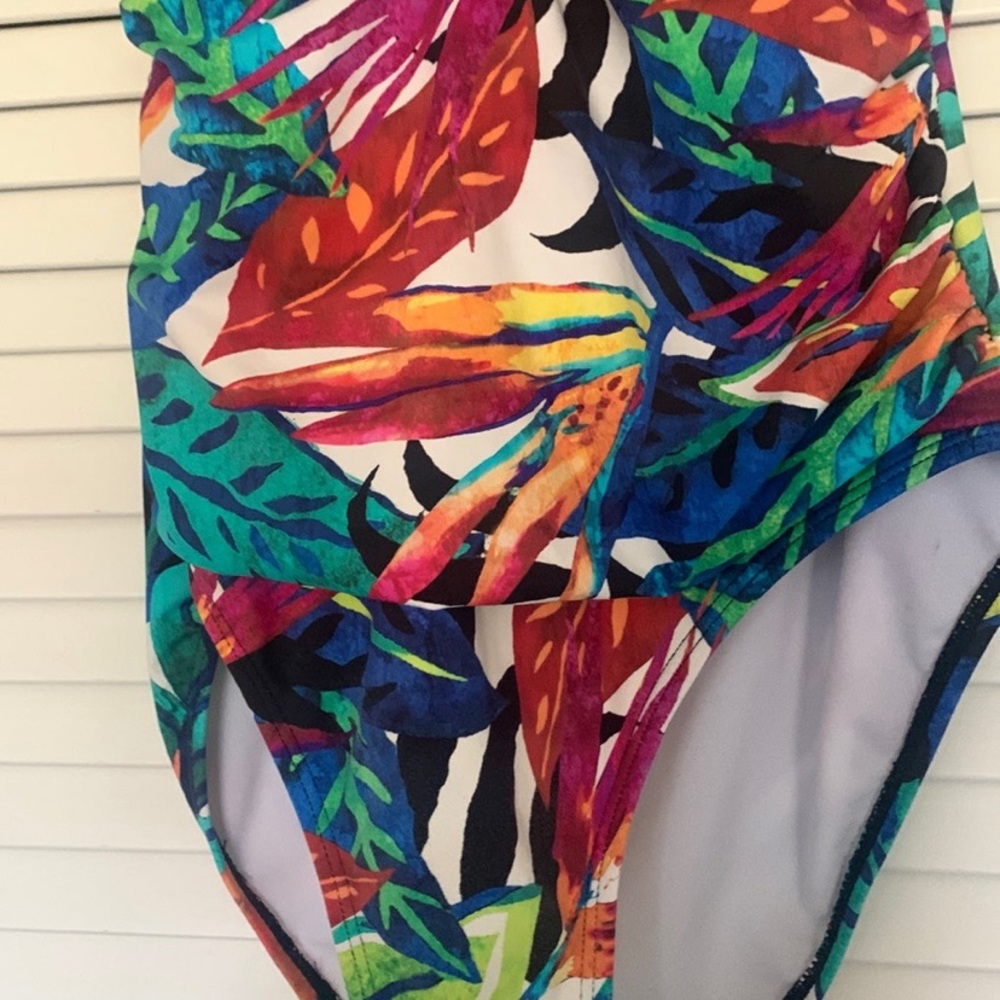 One piece swimsuit